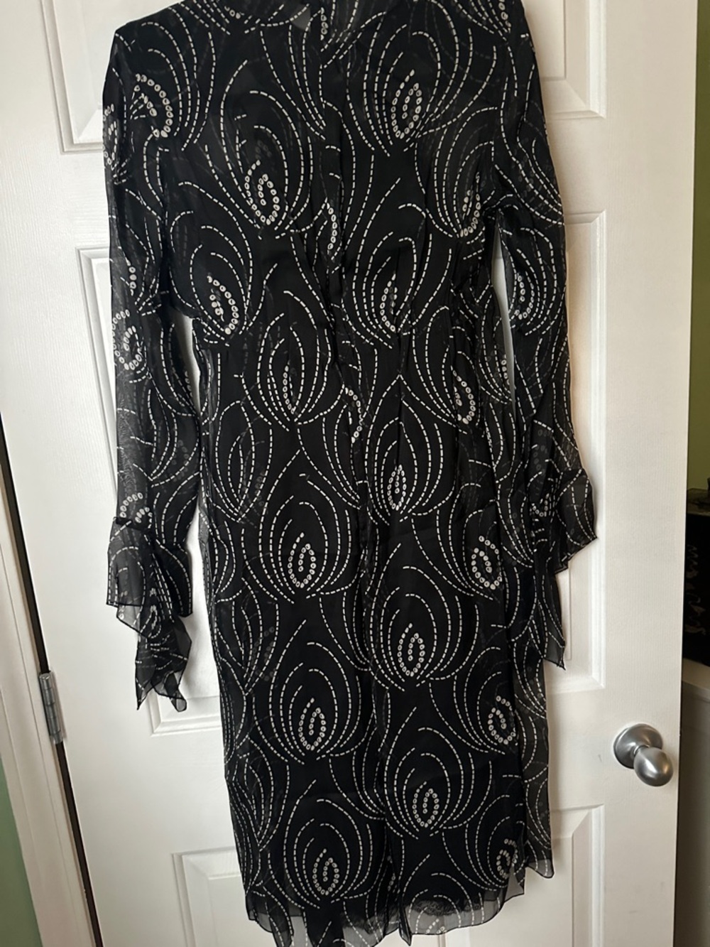 Prada Midi Dress 100% silk estate found - Picture 2 of 6